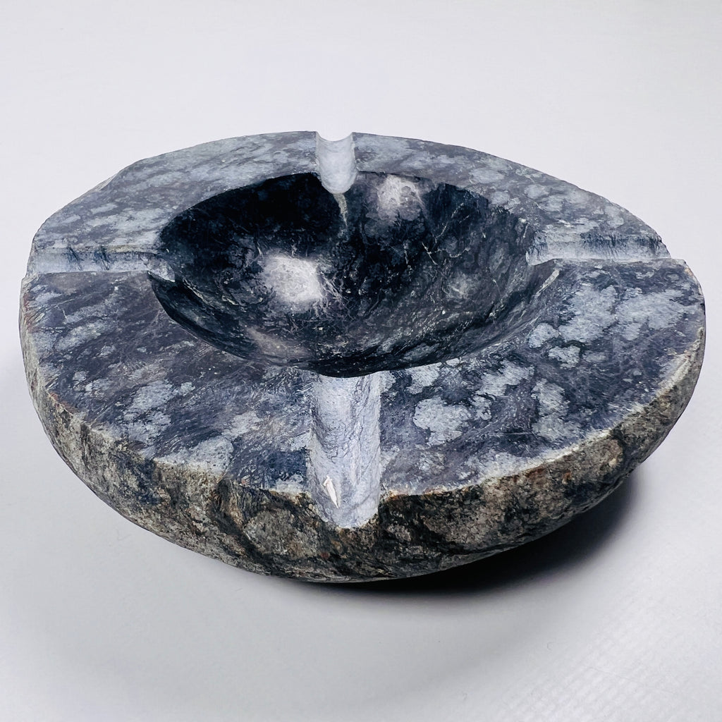 River Stone Cloudy Midnight Ash Tray