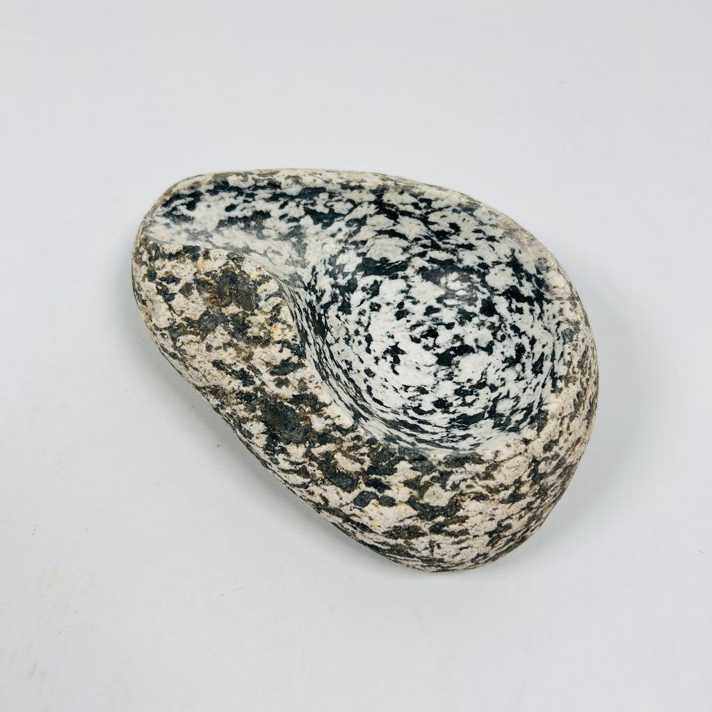 River Stone Salt And Pepper Spotted Ash Tray