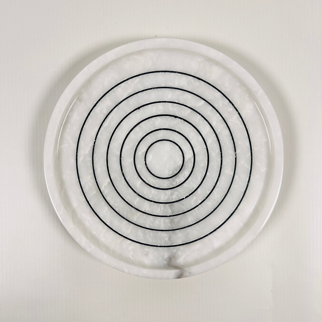 White With Black Concentric Circles Marble Plate