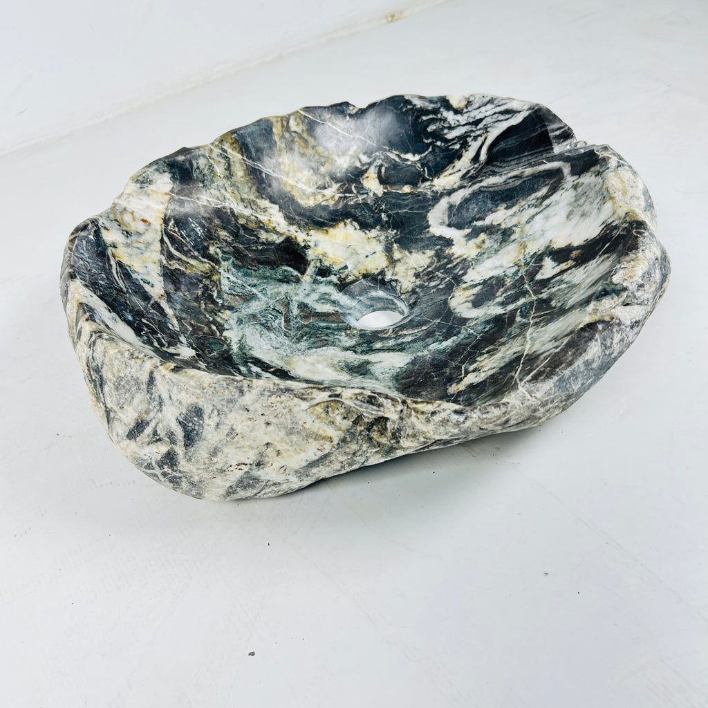 Multi-Color River Stone Sink