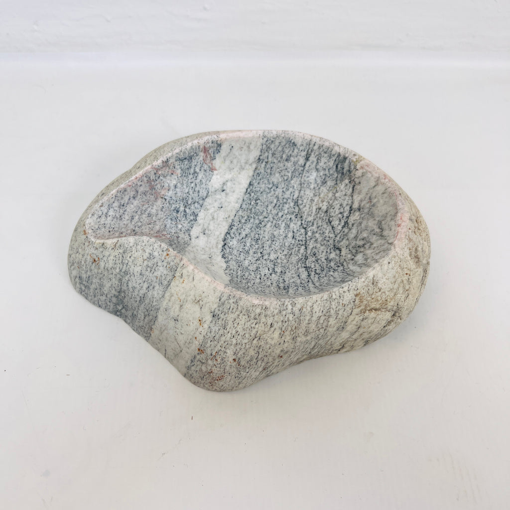 River Stone Light Grey Streaked Ash Tray