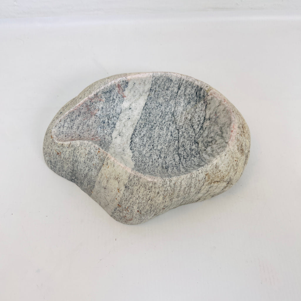 River Stone Light Grey Streaked Ash Tray