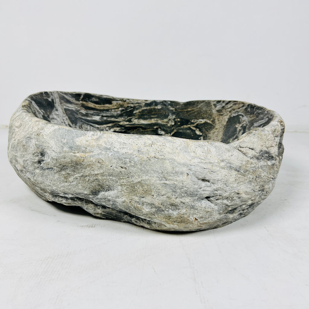 Multi-color River Stone Sink