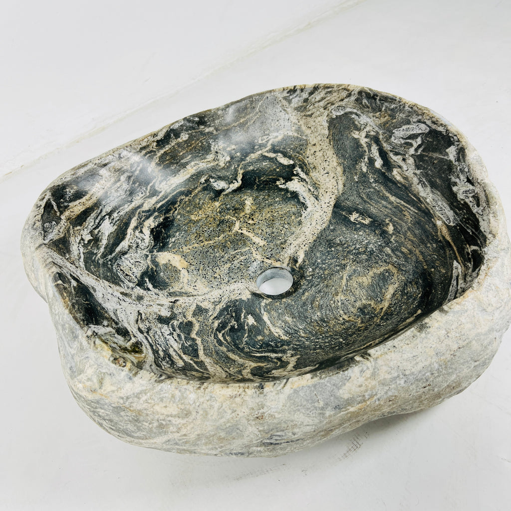 Multi-color River Stone Sink