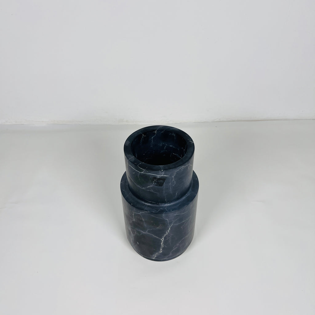 Black With White Veins Vase(Large)