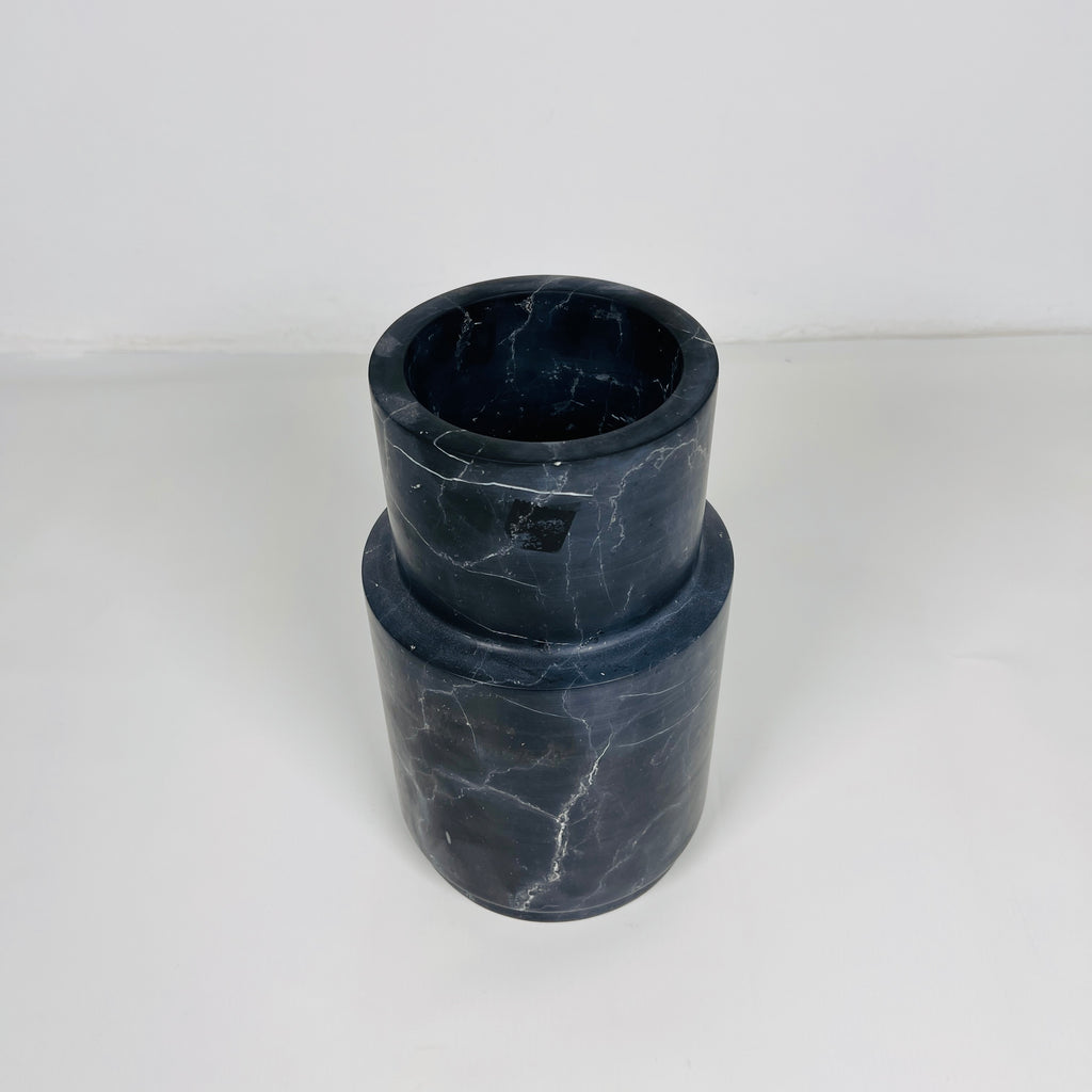 Black With White Veins Vase(Large)