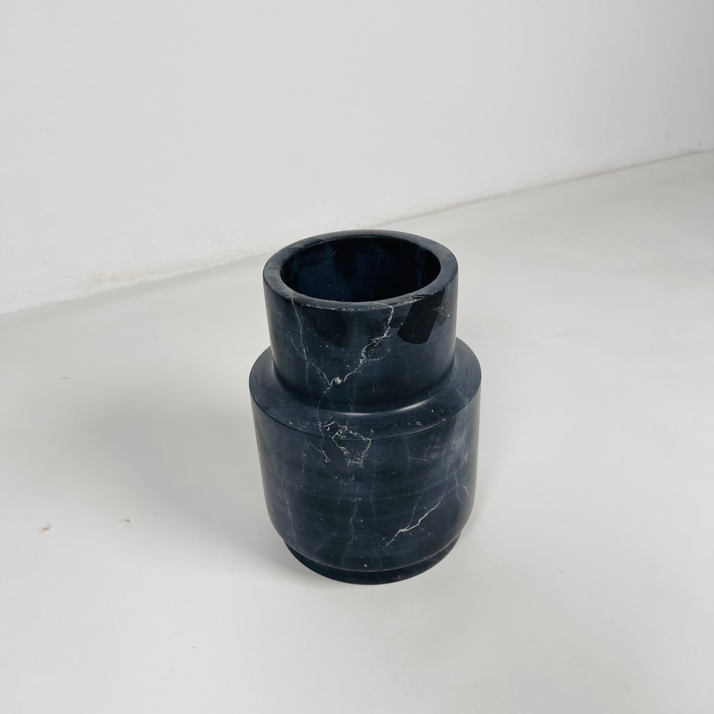 Black With White Veins Vase(Small)