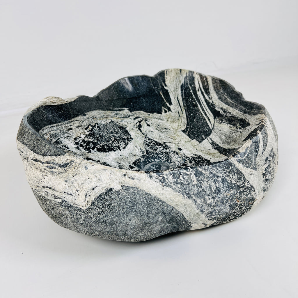 Webbed Midnight Black River Stone Sink