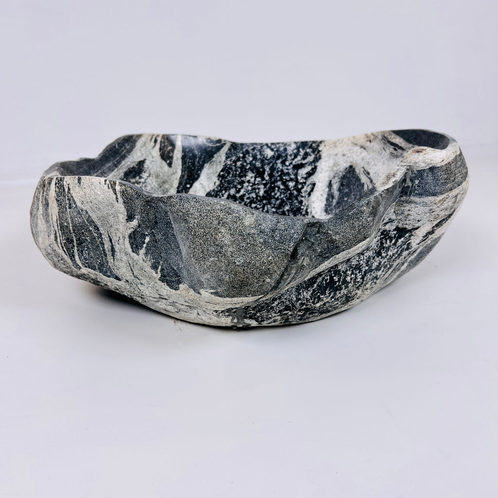 Webbed Midnight Black River Stone Sink