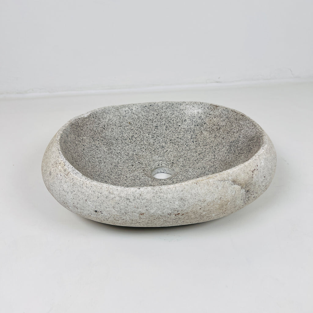 Eggshell Spotted River Stone Sink