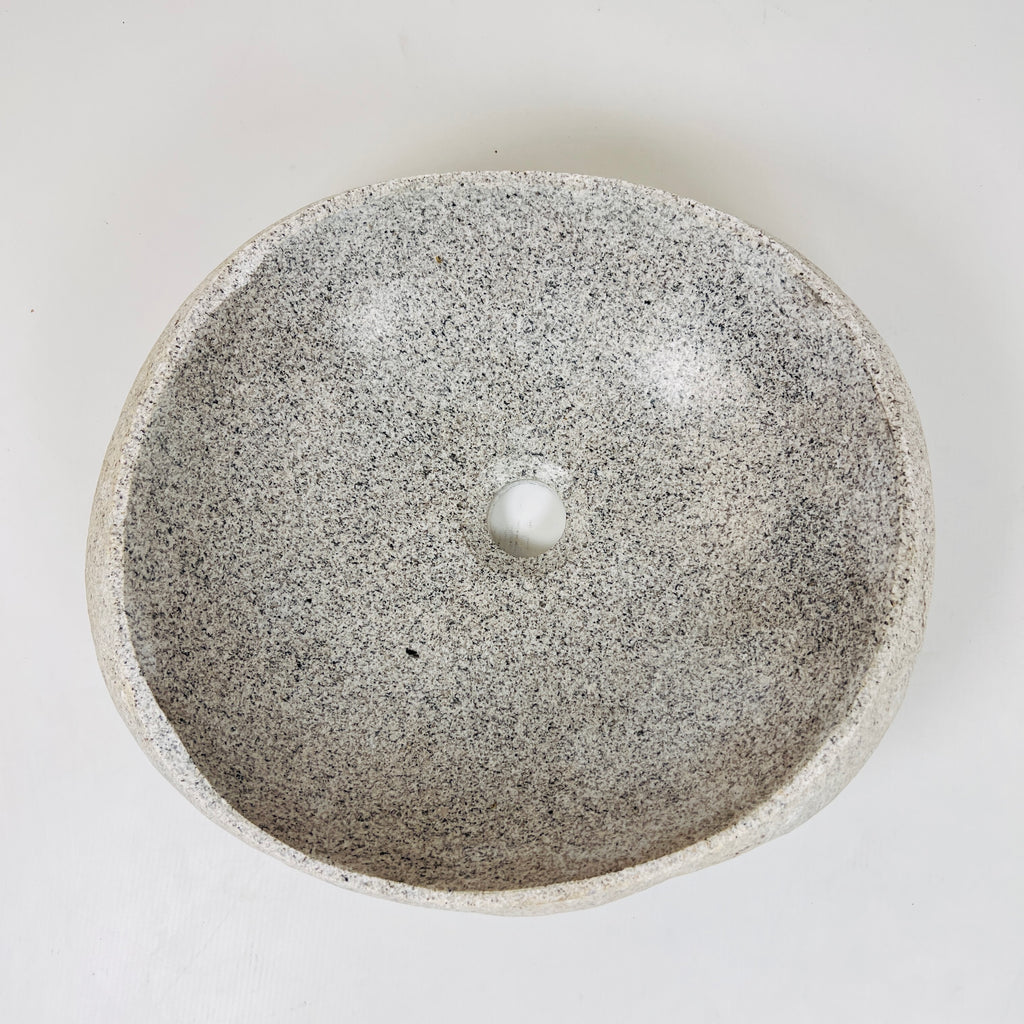 Eggshell Spotted River Stone Sink