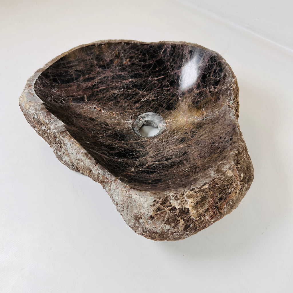 Brown Webbed River Stone Sink