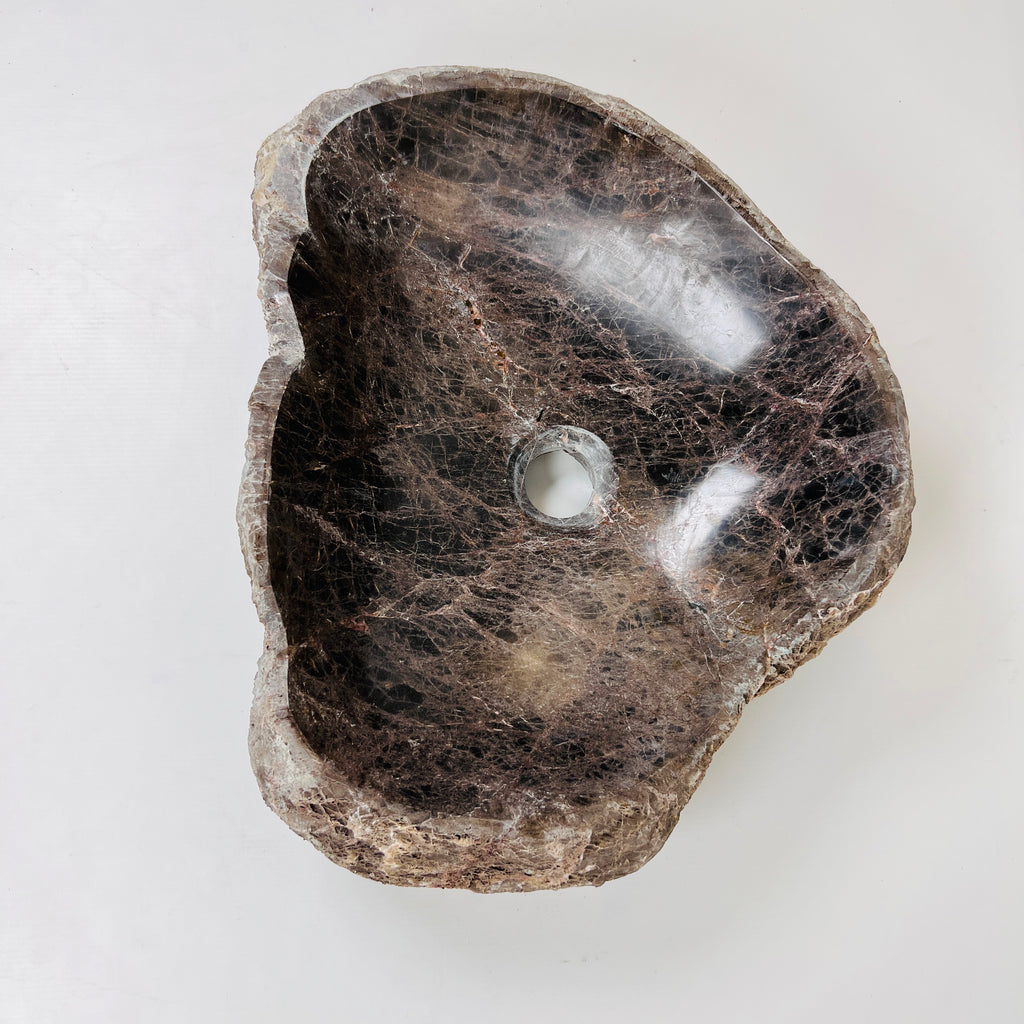 Brown Webbed River Stone Sink