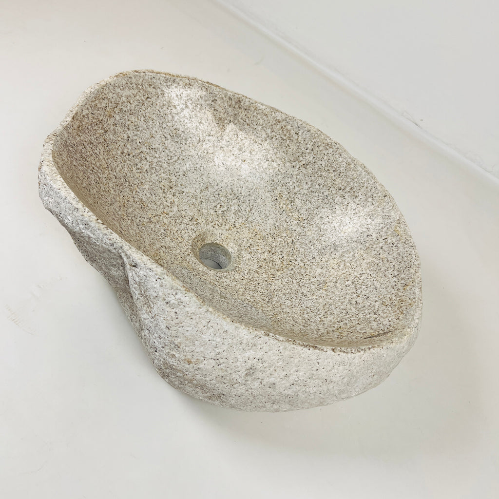 Eggshell Spotted River Stone Sink