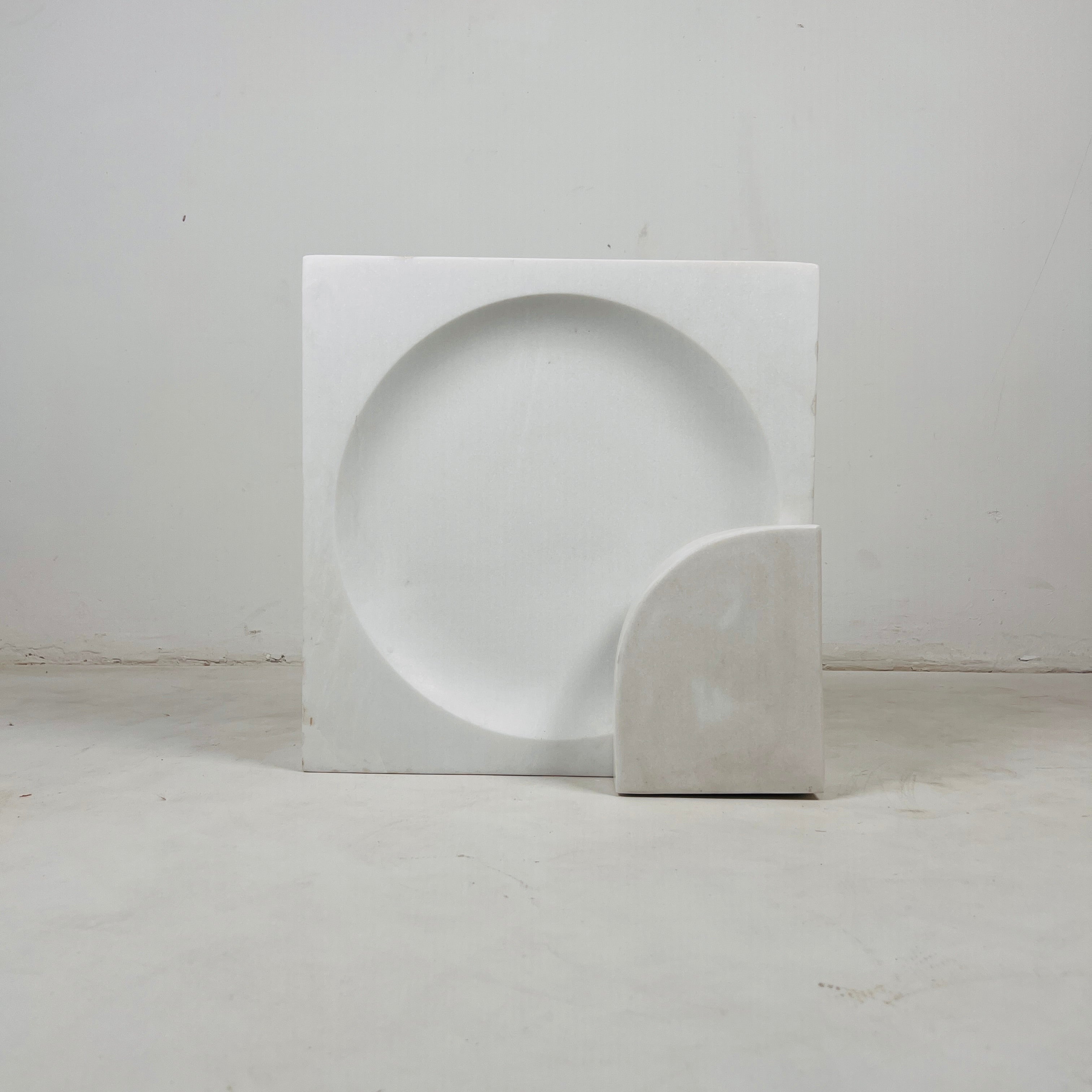 Aura White Stone Lamp