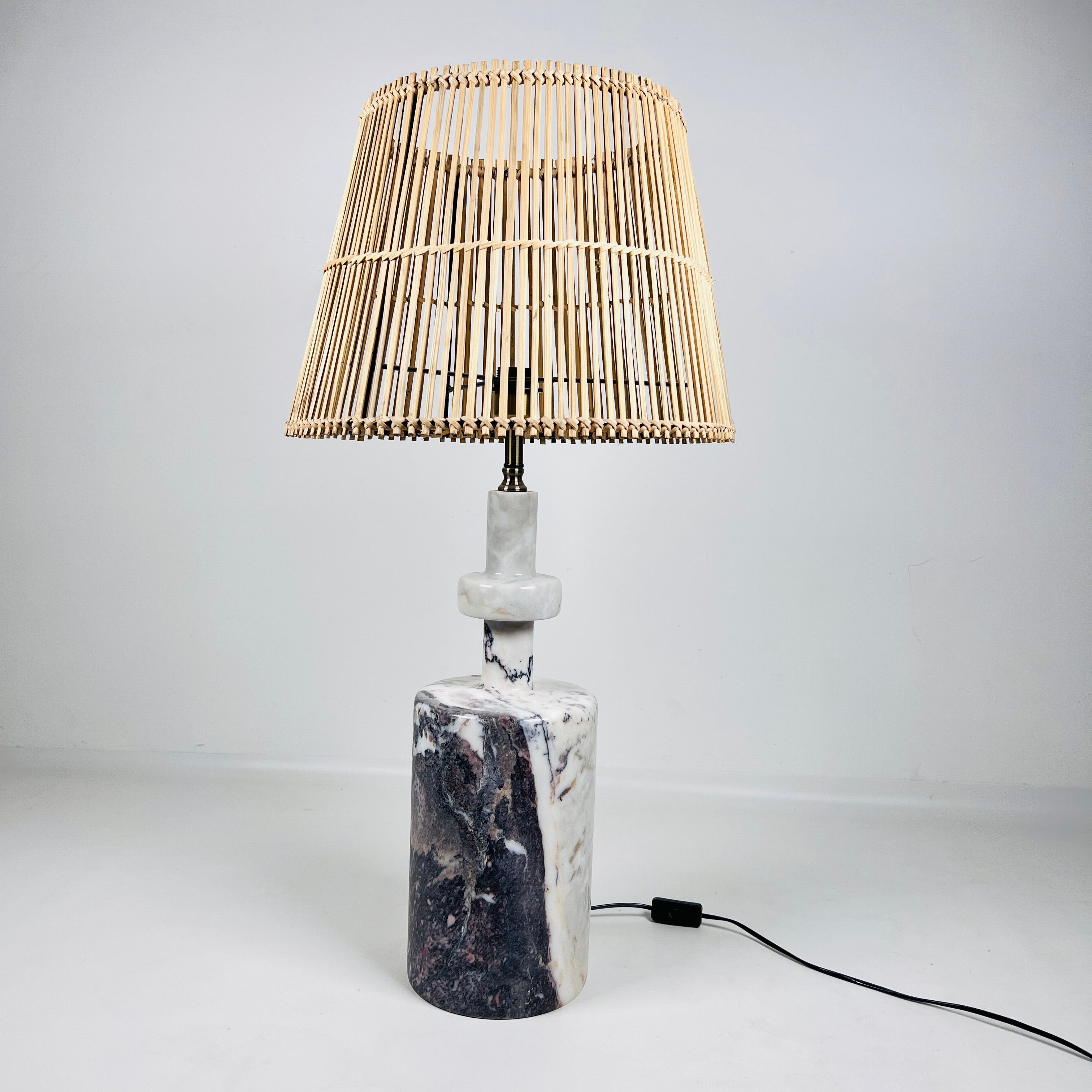 Duo Tone Bottle Bottom Stone Lamp