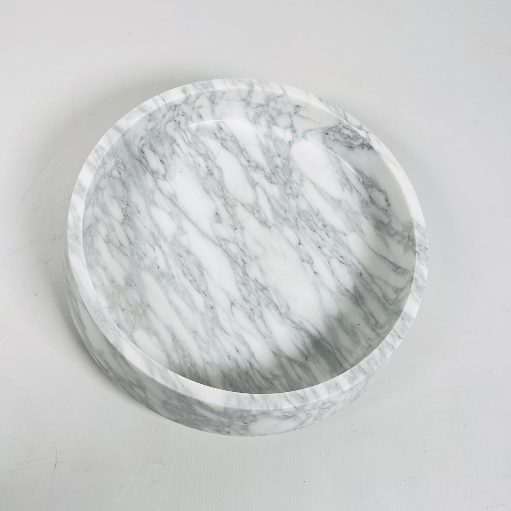 White and Gray Veined Bowl