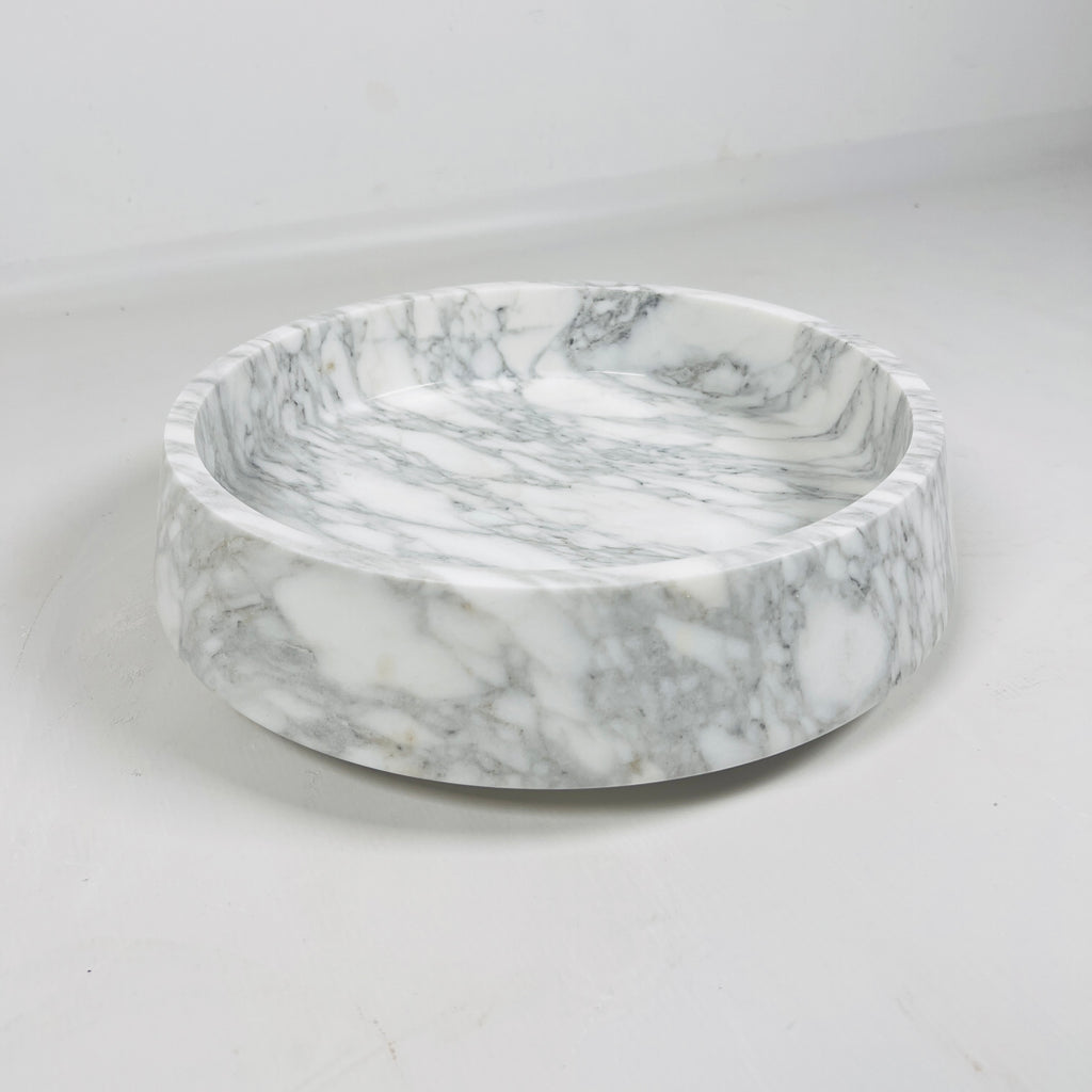 White and Gray Veined Bowl