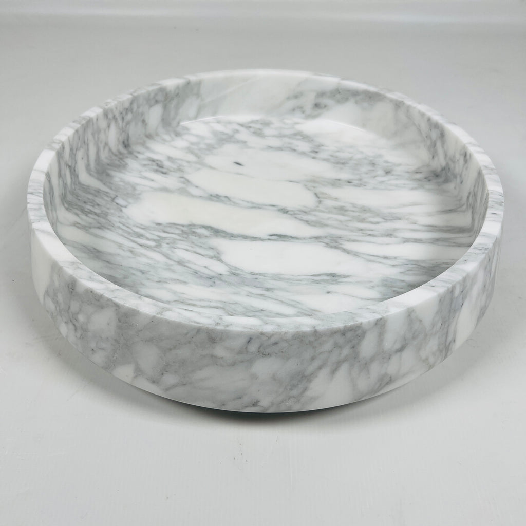 White and Gray Veined Bowl