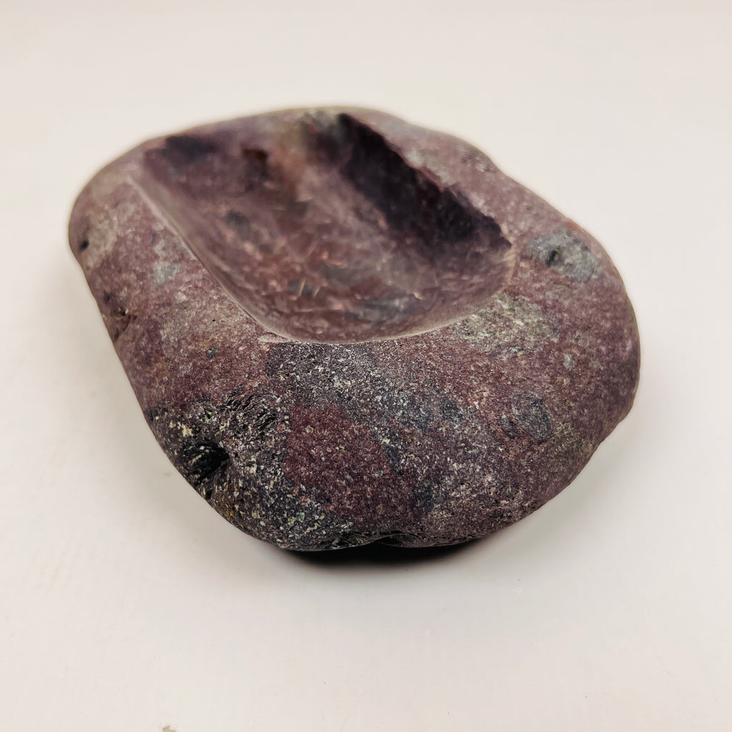 Riverstone Burgundy Lined Soap Dish