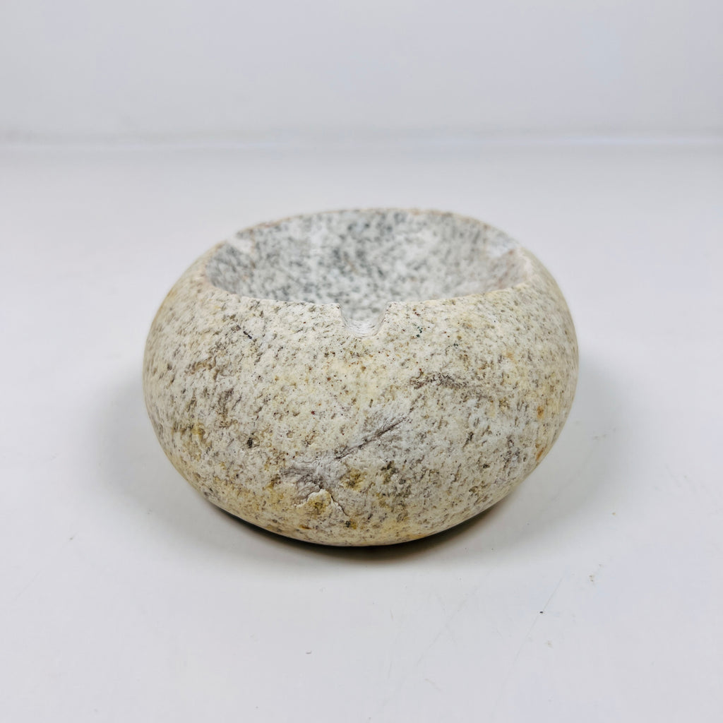 River Stone Spotted Eggshell Ash Tray