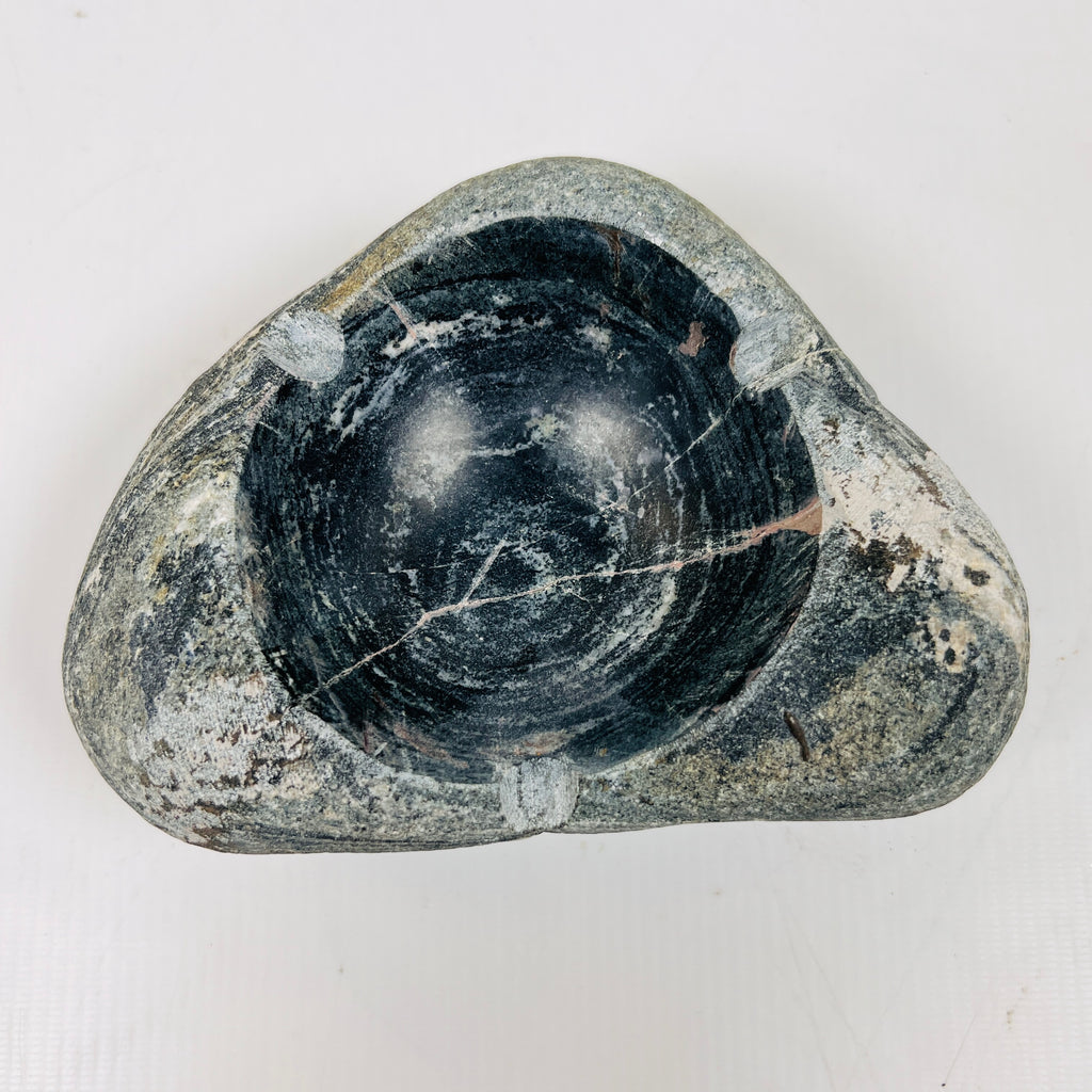 River Stone Triangular Ringed Ash Tray