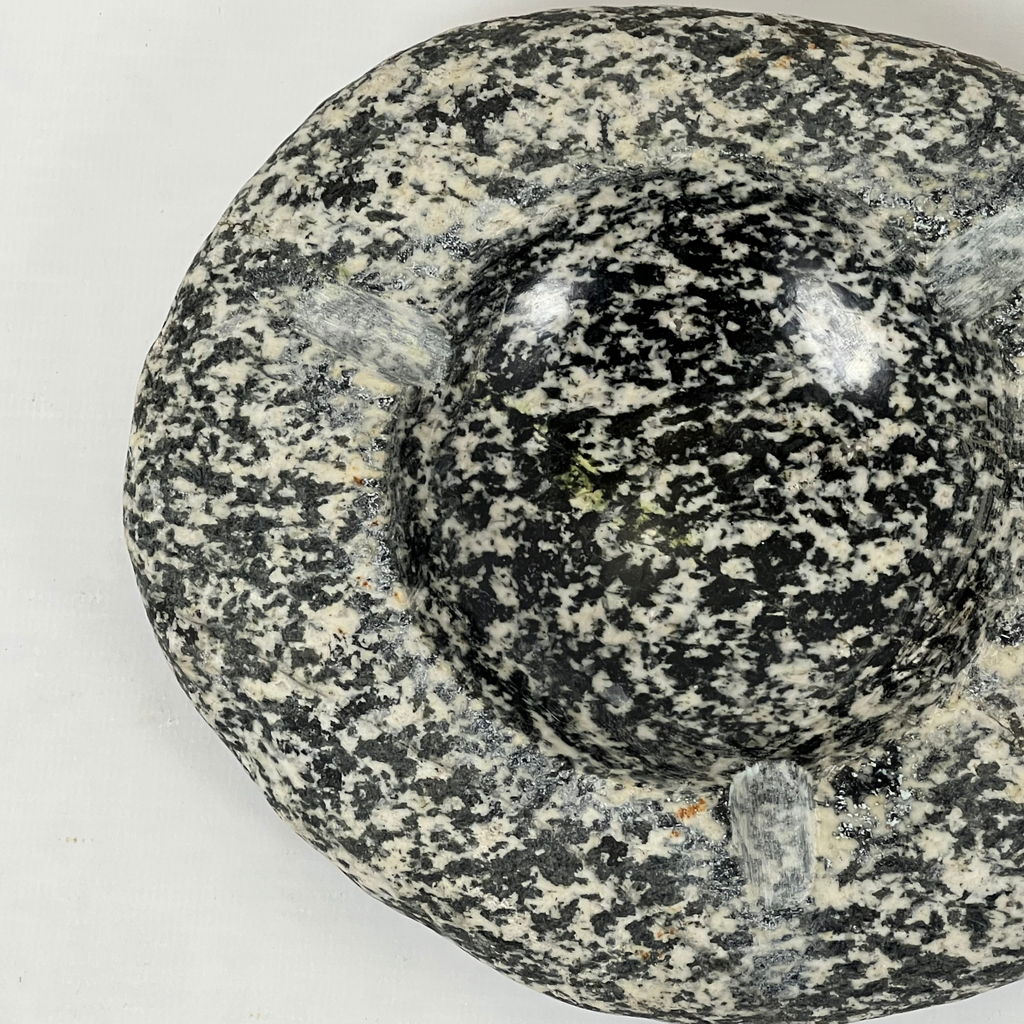 River Stone White Speckled Ash Tray