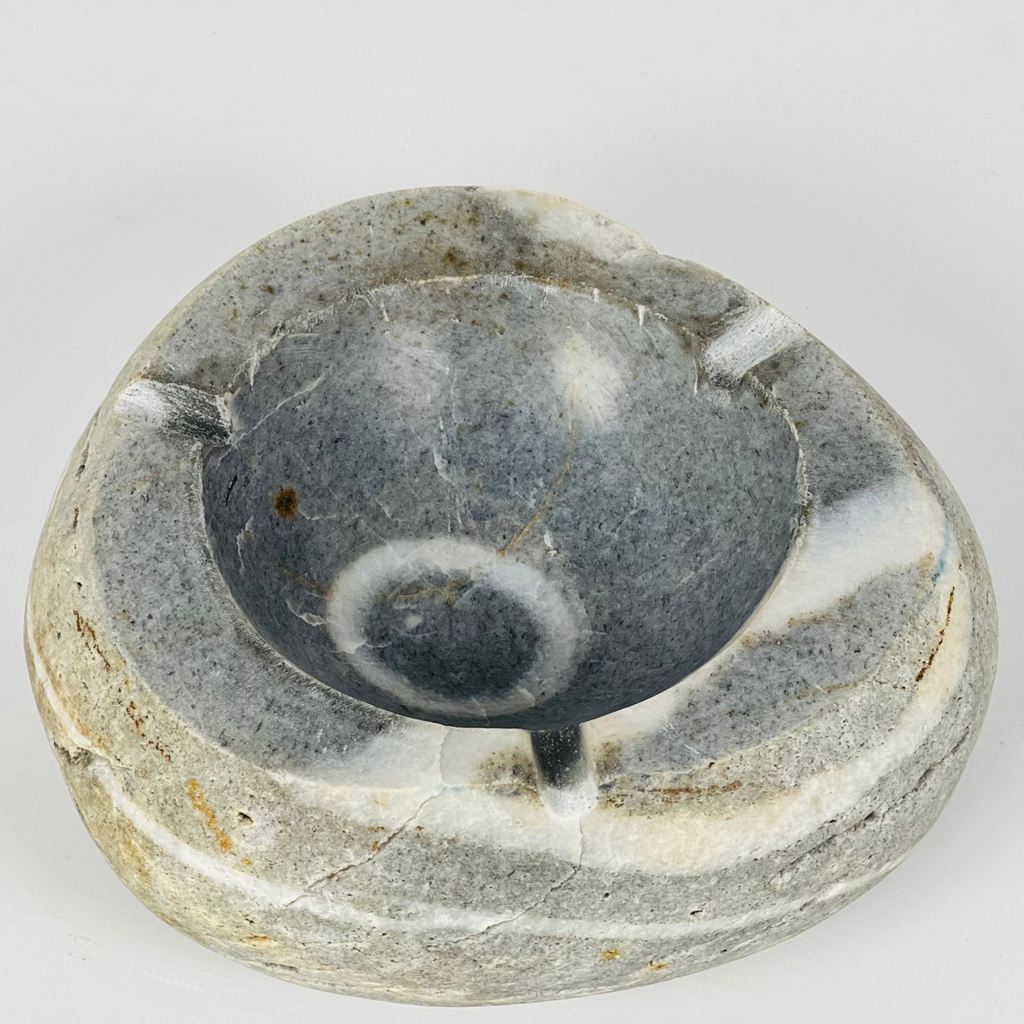 River Stone White Ring Ash Tray