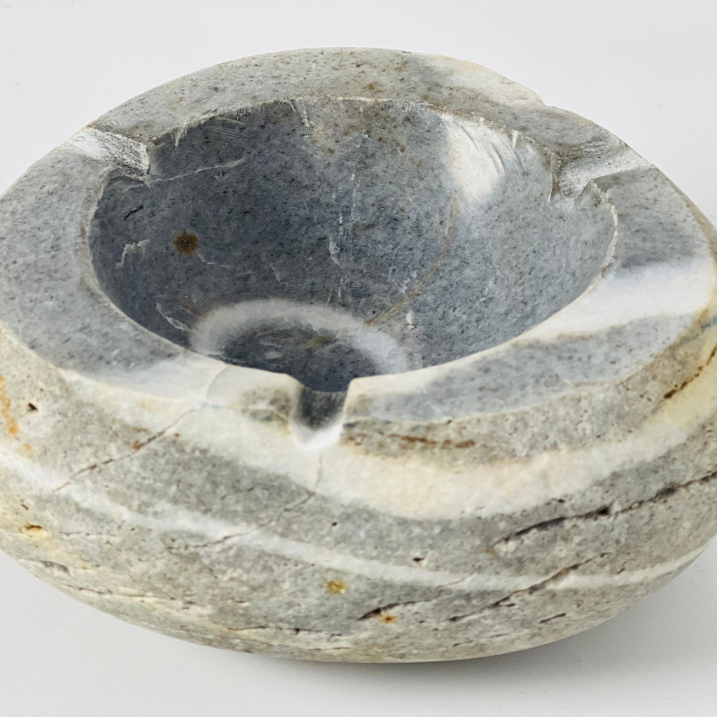 River Stone White Ring Ash Tray