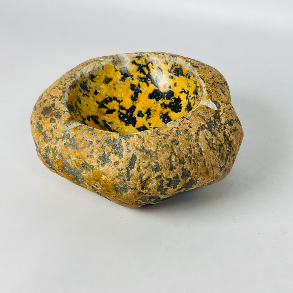 River Stone Scramble Egg Ash Tray