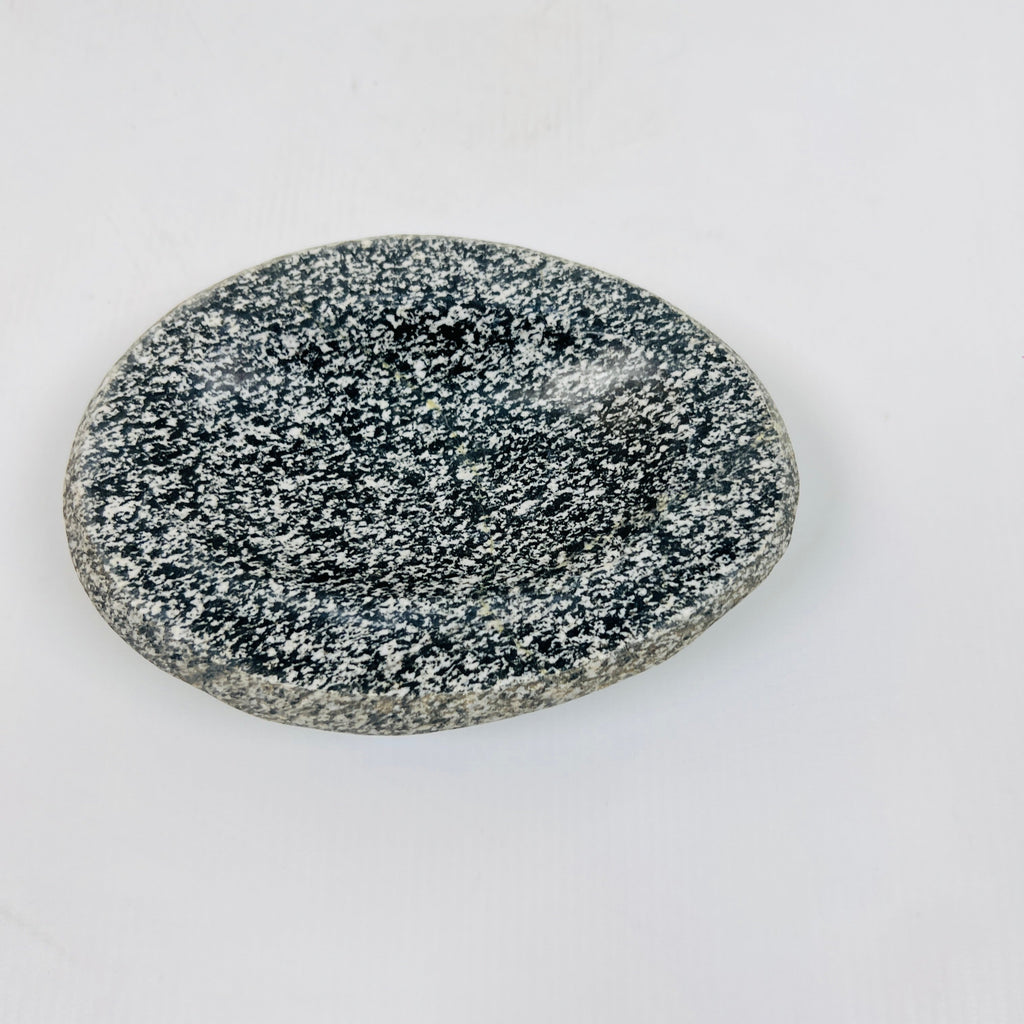 Riverstone Shadow Dotted Soap Dish