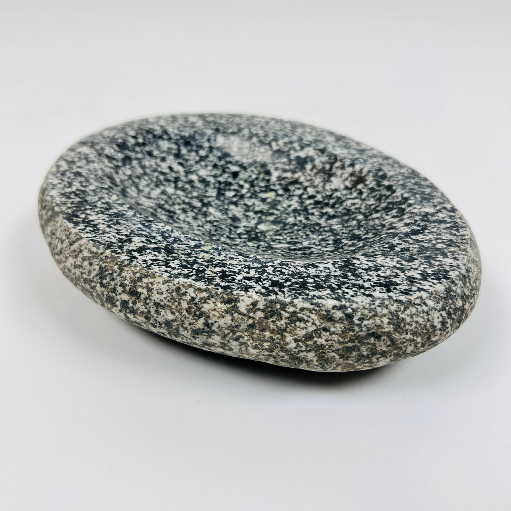 Riverstone Shadow Dotted Soap Dish