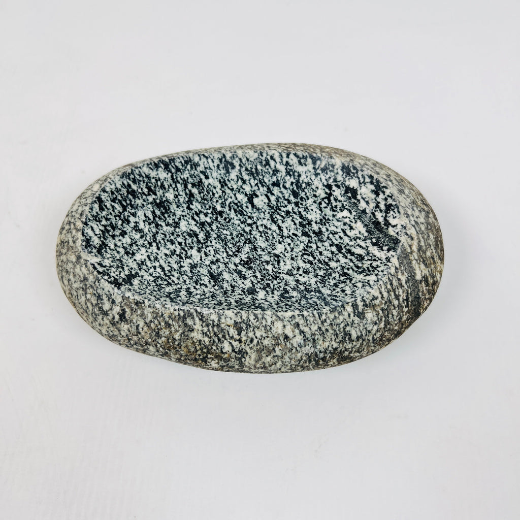 Riverstone White Speckled Soap Dish