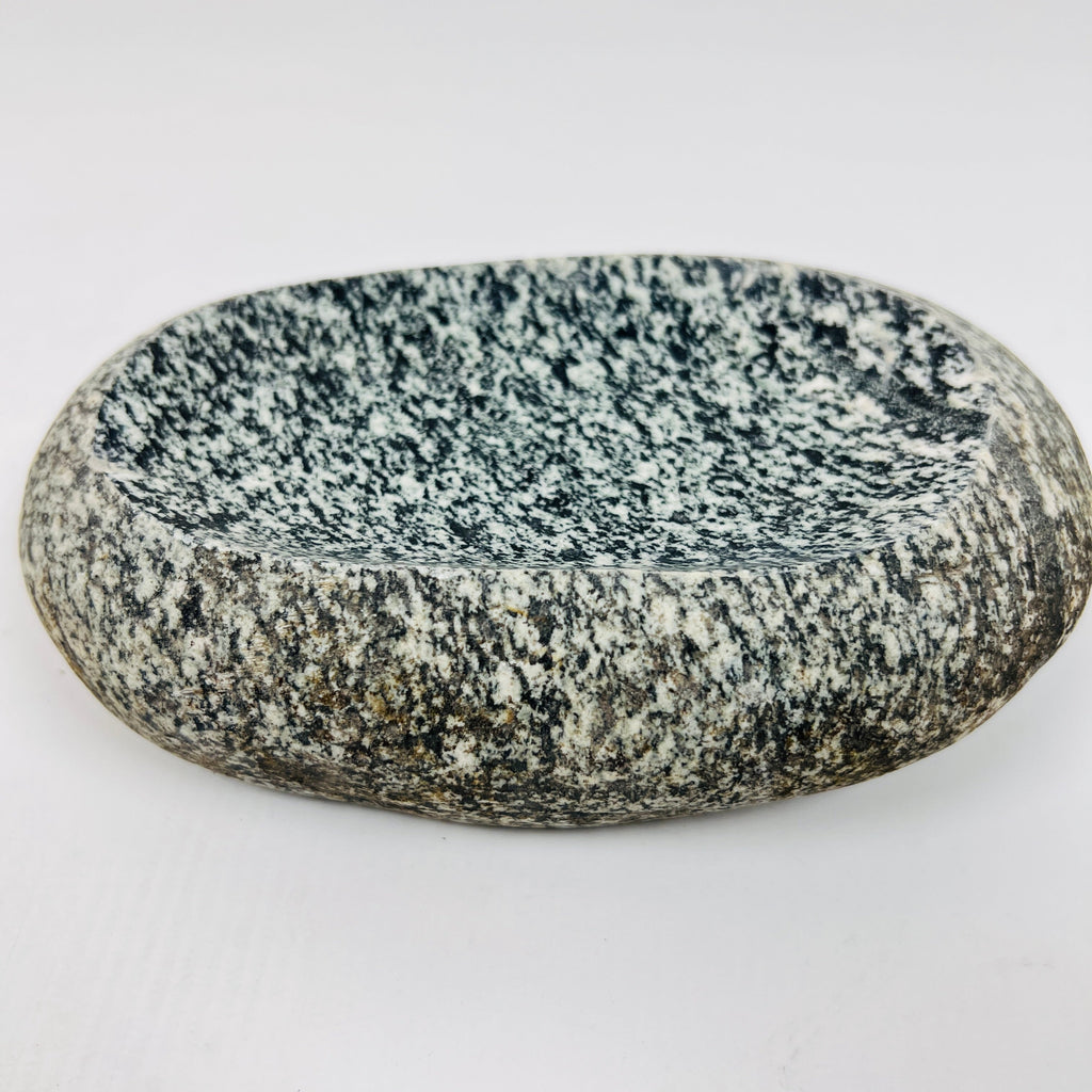 Riverstone White Speckled Soap Dish