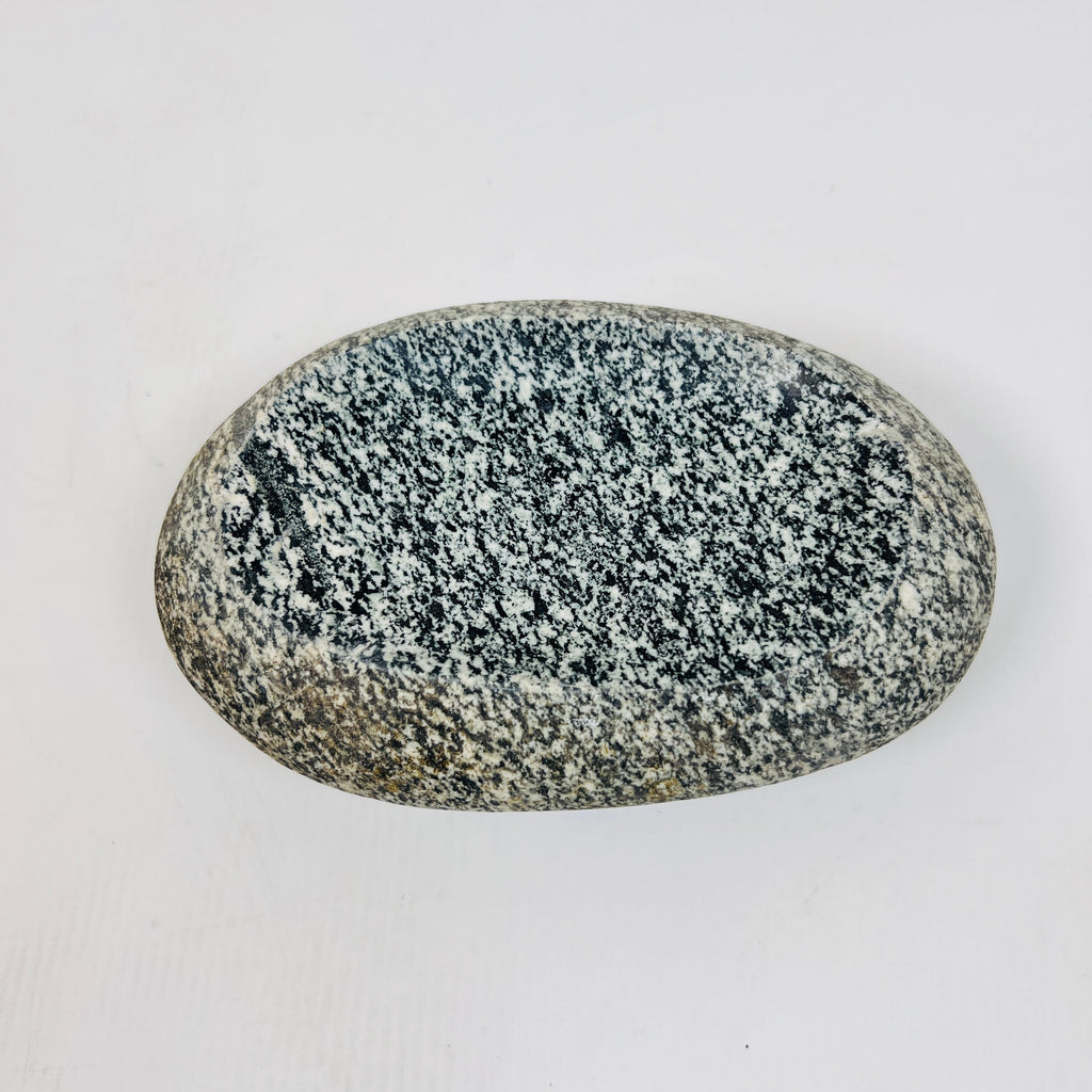 Riverstone White Speckled Soap Dish