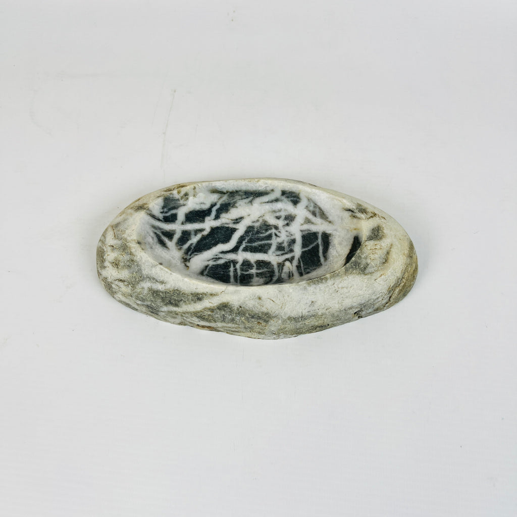 River Stone Black Webbed Soap Dish