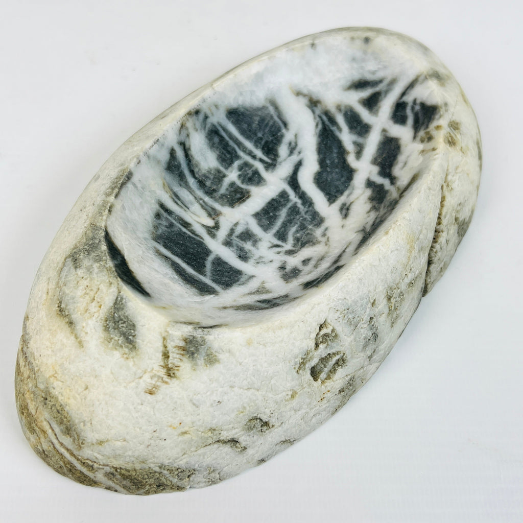 River Stone Black Webbed Soap Dish