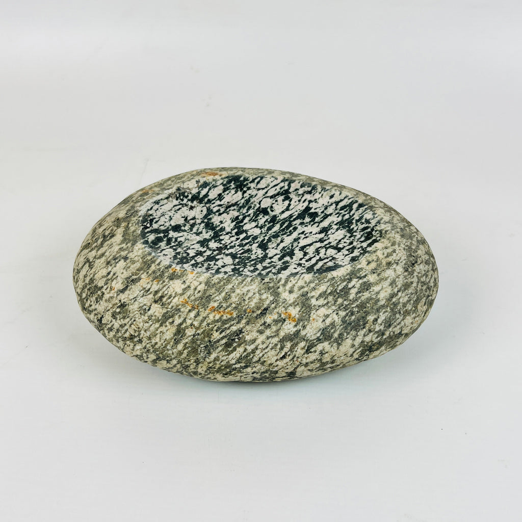 River Stone Black And White Grazed Soap Dish