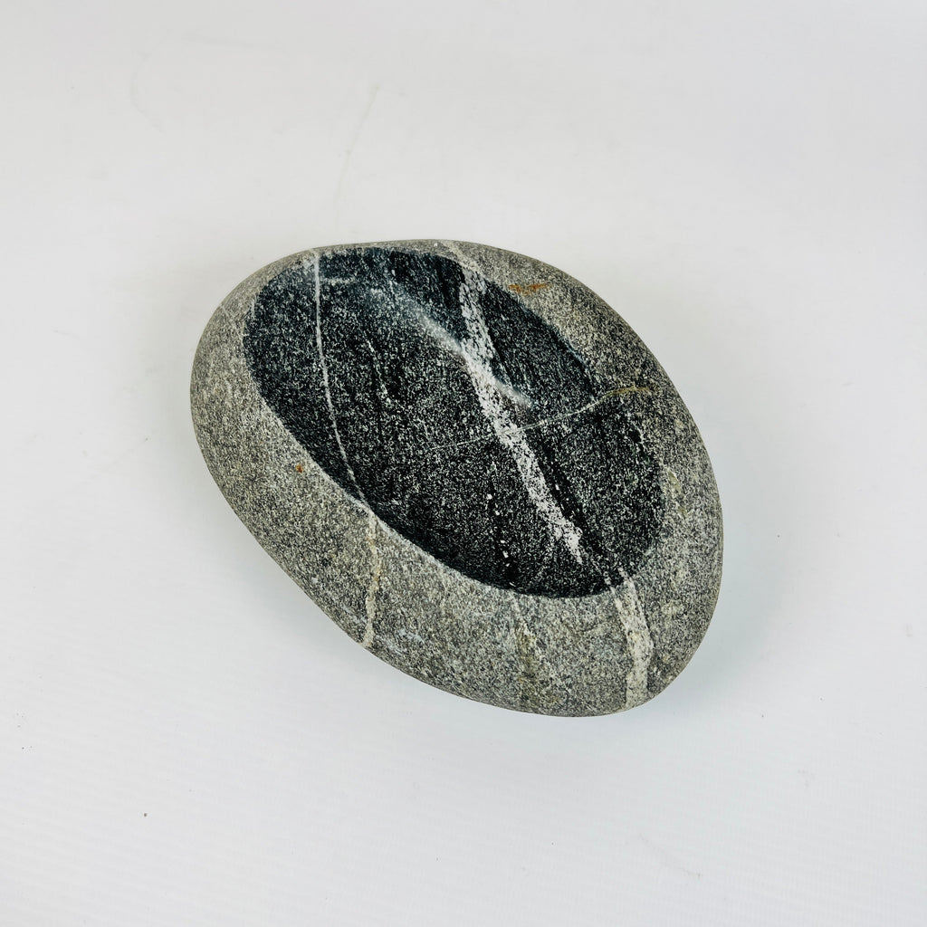 Riverstone Stone White Lined Soap Dish