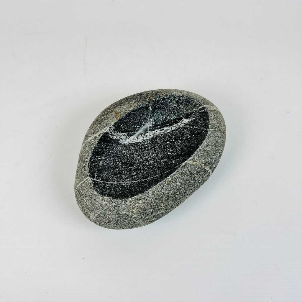 Riverstone Stone White Lined Soap Dish