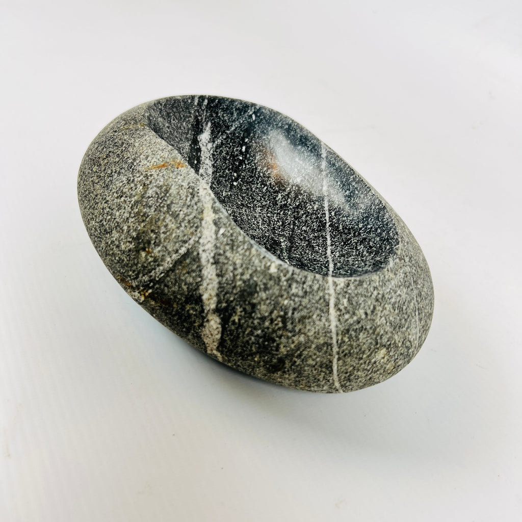 Riverstone Stone White Lined Soap Dish