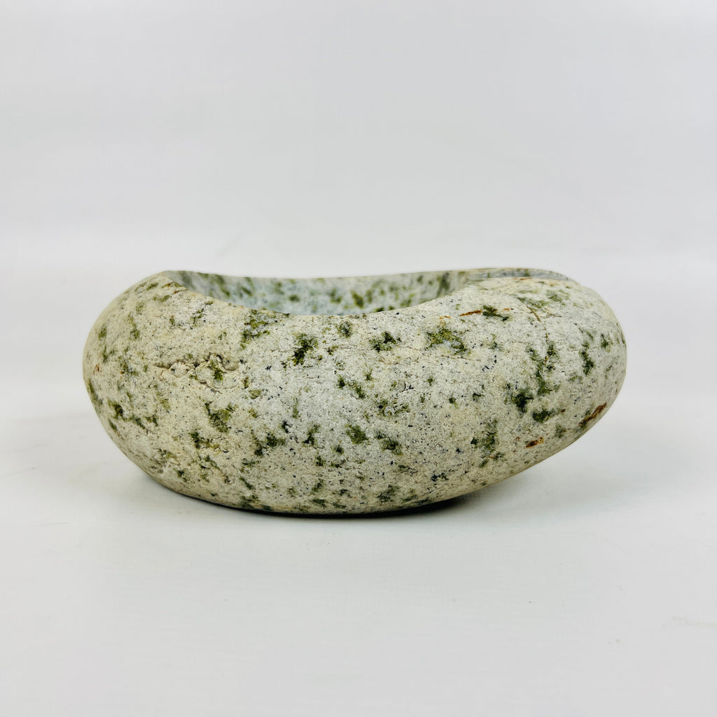 River Stone Spotted Eggshell Ash Tray