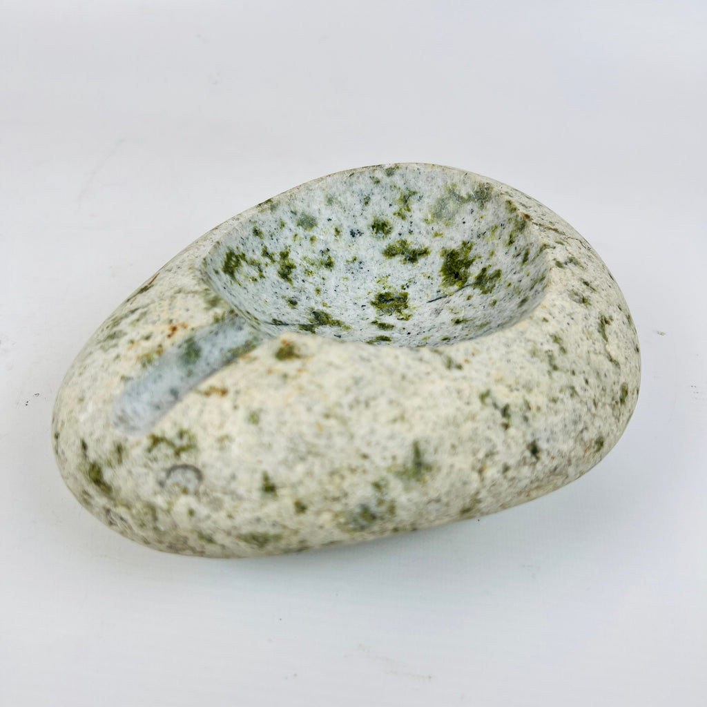 River Stone Spotted Eggshell Ash Tray