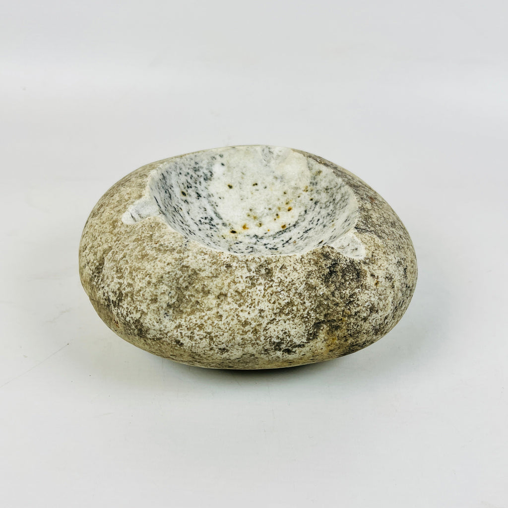 River Stone Black And Caramel Dotted Ash Tray