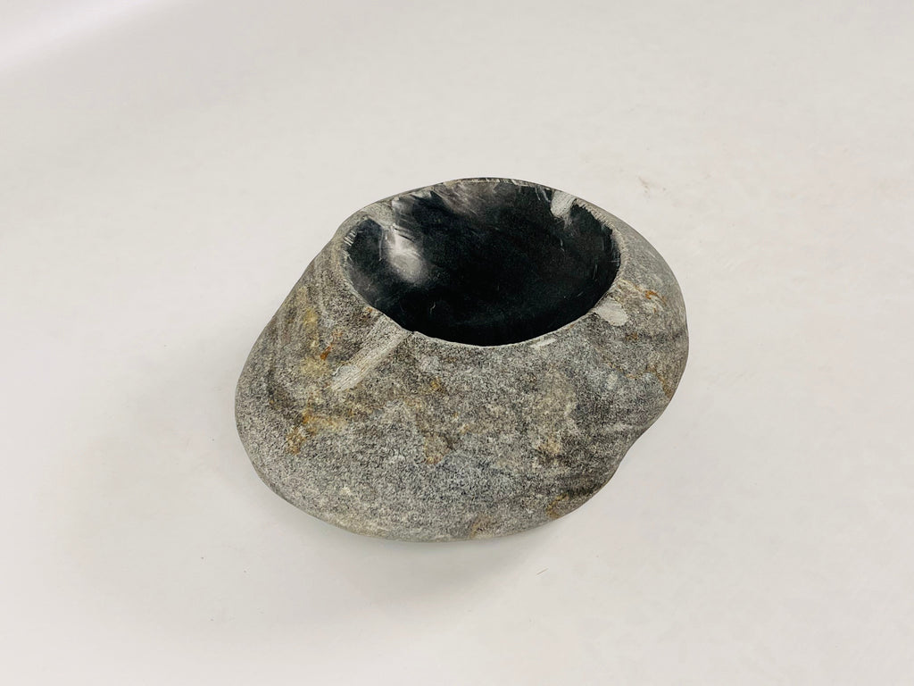 River Stone Pecked Ash Tray