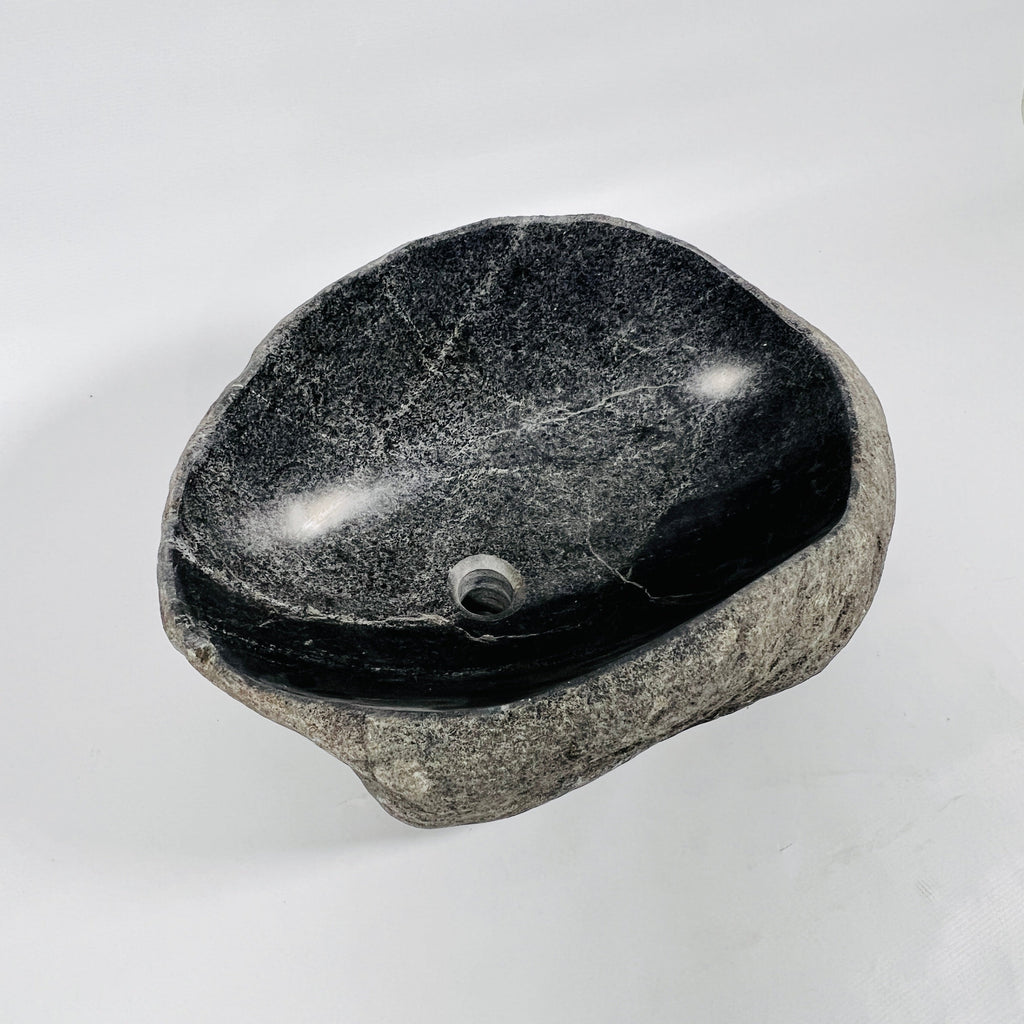 Black Lined River Stone Sink