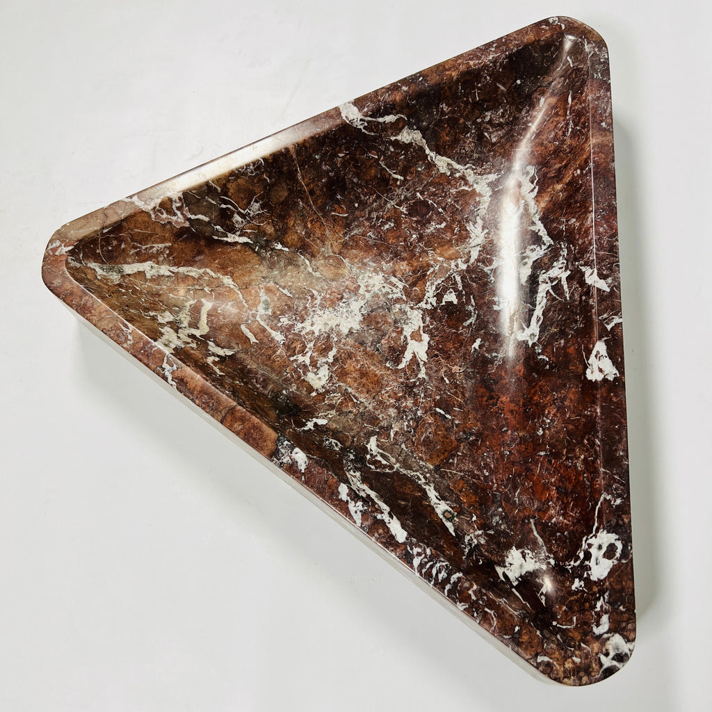 Crimson Lined Triangle Marble Sink