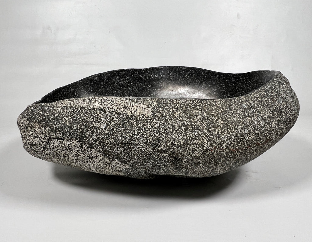 Salt And Pepper River Stone Sink