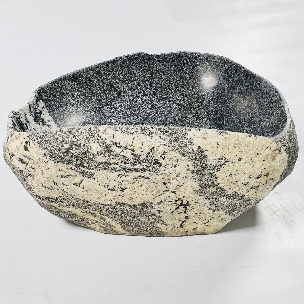 White Marked River Stone Sink