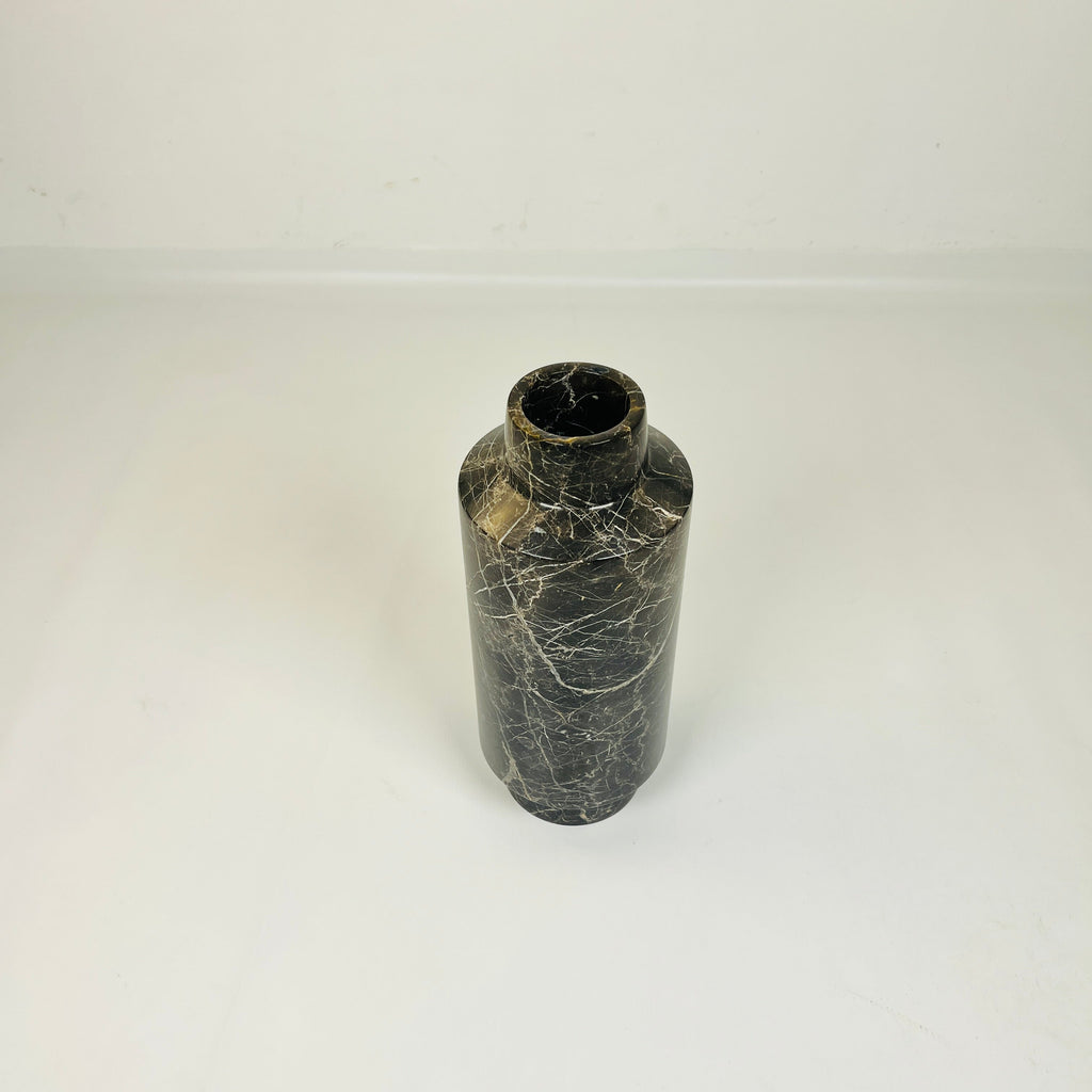 Cylindrical Golden Veined Vase